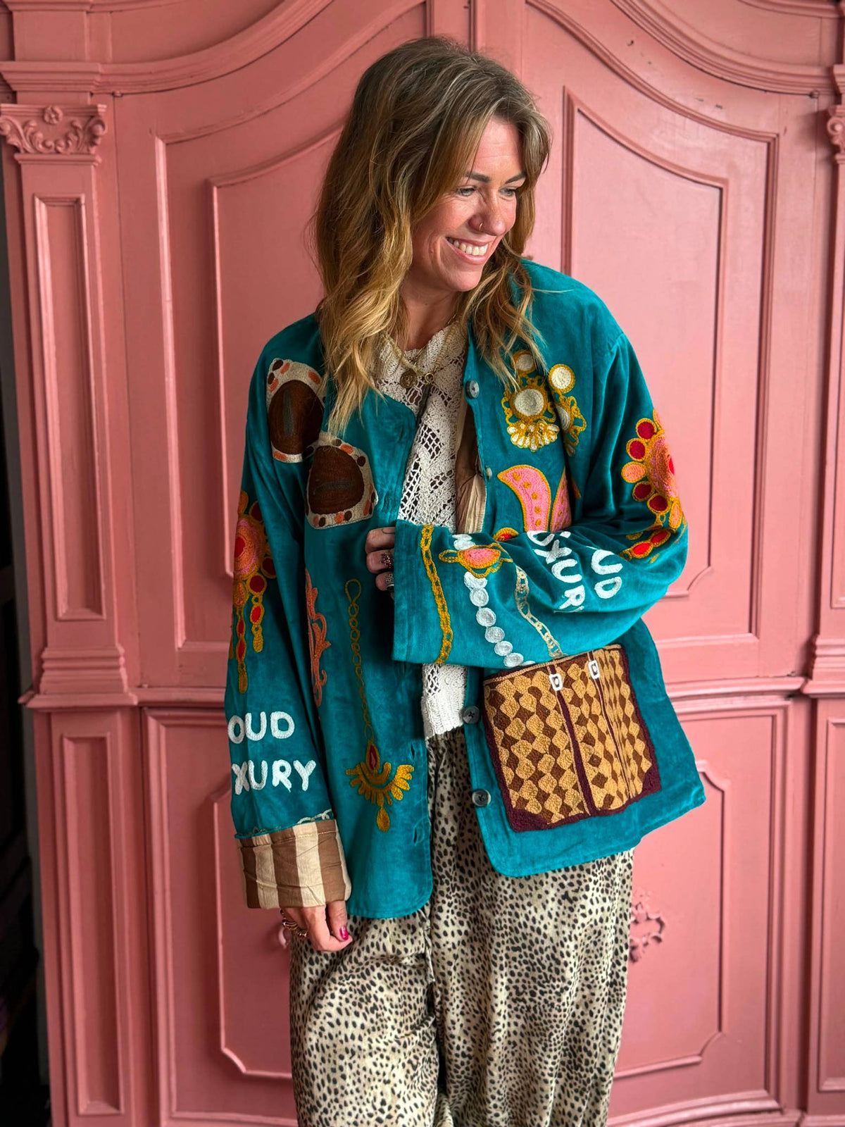FORUDBESTIL, TOUT - Loud Luxury jakke velour oversize 38-48